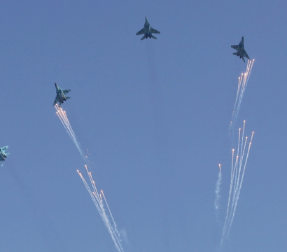 Des avions de l'armée dans le ciel