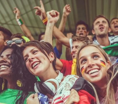 Des fans heureux d'un match